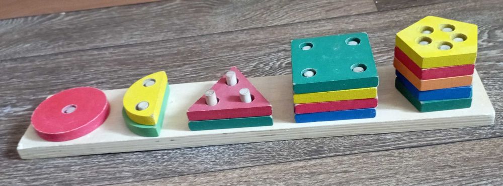 Іграшки дерев'яні для найменших