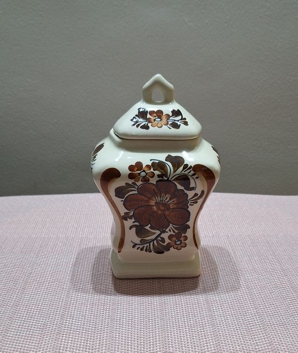 Fajans Włocławek Pojemnik fajansowy z pokrywką Puszka Ceramika vintage