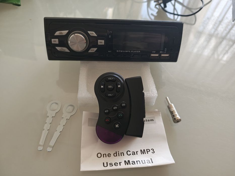 Radio samochodowe sprawne