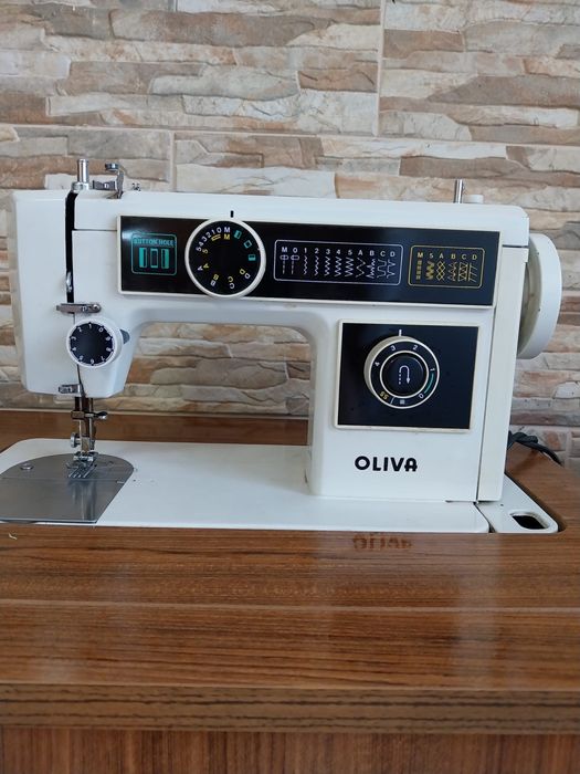 Maquina de costura Oliva