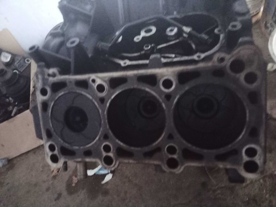 Блок двигателя BDG 059100103TX, и комплектующие