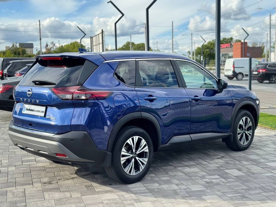 Nissan Rogue 2023 freshauto