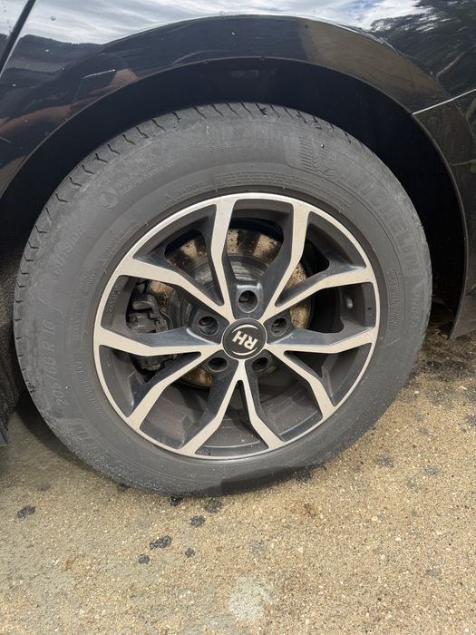 Jantes 16" RH + Pneus Michelin Primacy 4 (205/60 R16)