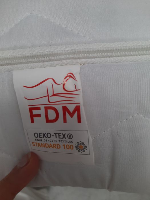 Oddam 6 letni materac FDM
