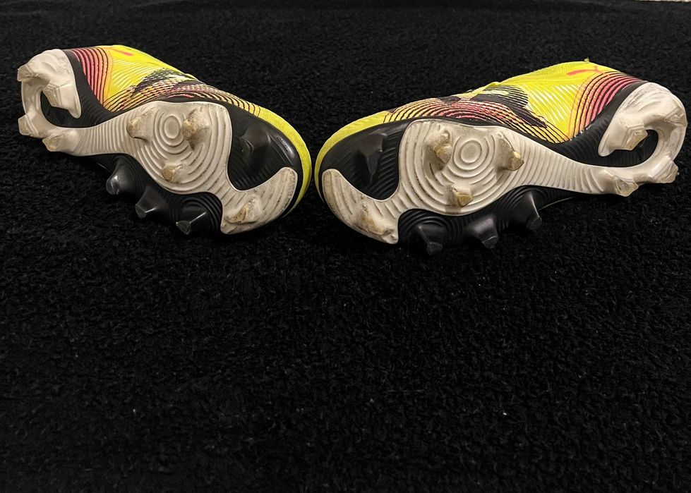 Chuteira Puma Future 8