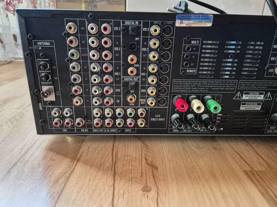 Amplituner Harman kardon