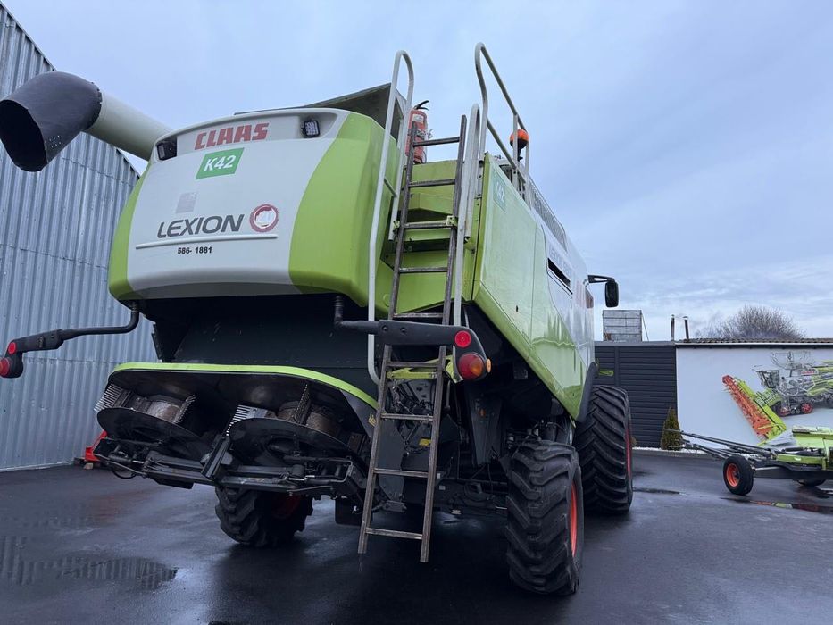 CLAAS Lexion 580 2008 р.в. + жатка V900 комбайн зернозбиральний