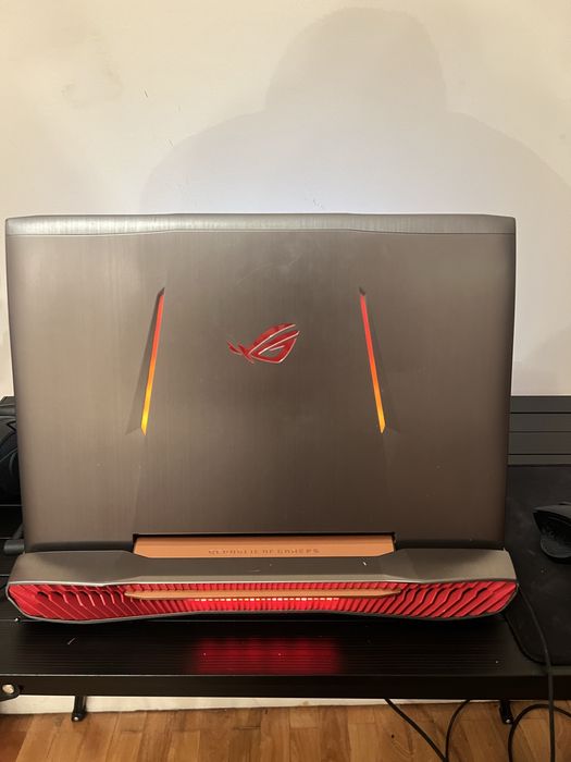 Kit Gaming/Portatil de alta performance ASUS ROG ediçao limitada