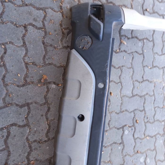 Para choques tras ford focus 3. cn15-17k835