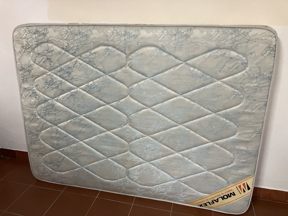 Colchão Molaflex de molas 190x140