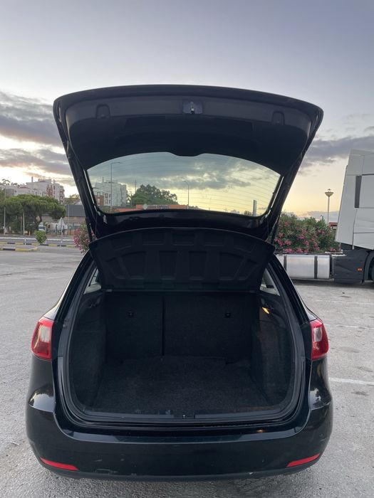 SEAT Ibiza ST — fotografia 3