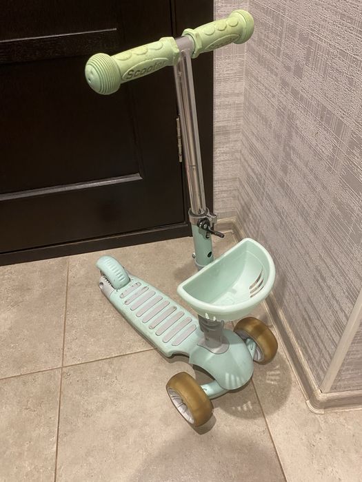 Самокат scooter трьохколісний з корзинкою