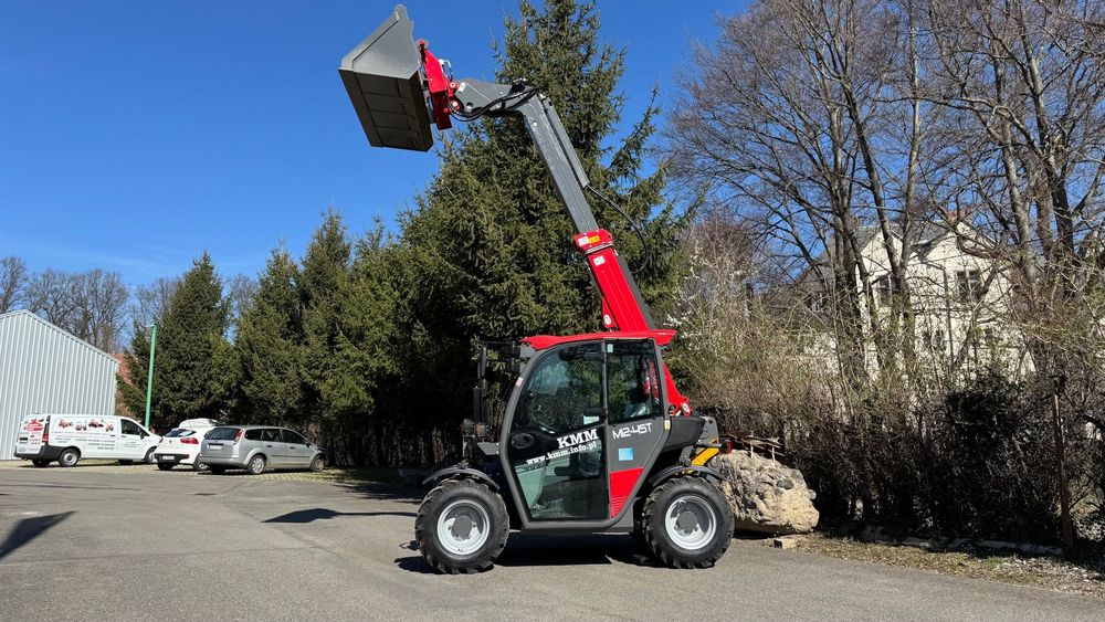 KMM M12-45T  Nowa mini ładowarka teleskopowa KMM M12-45T PERKINS udźwig 1,25 T