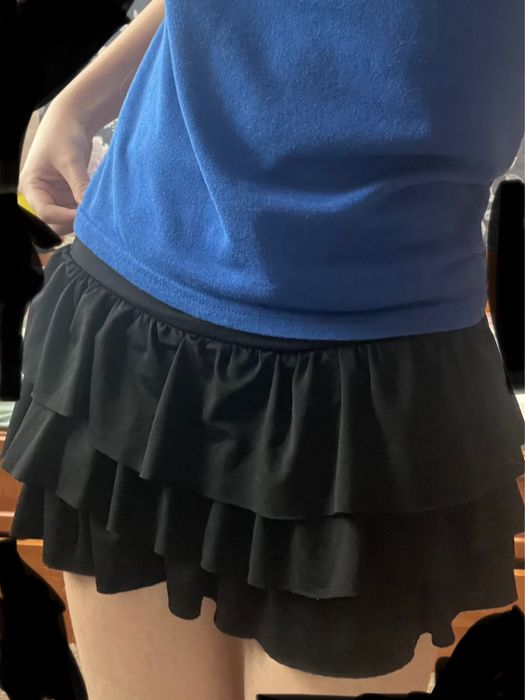 Чорна міні-спідниця