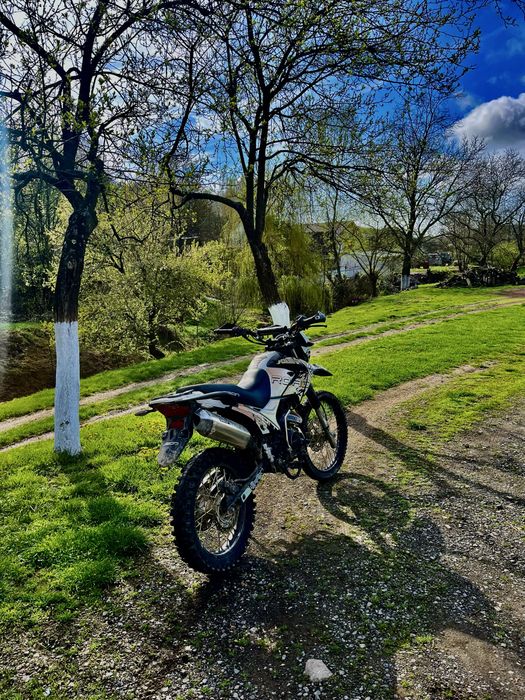 продам Geon x-road 250