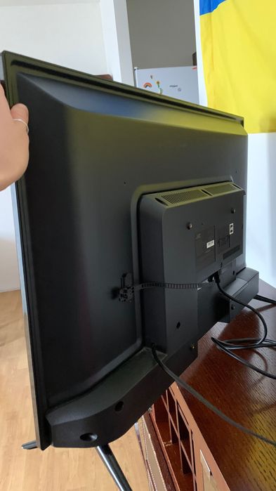 UA telewizja LG JVC LT 32MU108