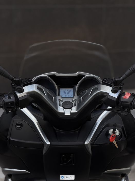 KAWASAKI J300 - Oportunidade!