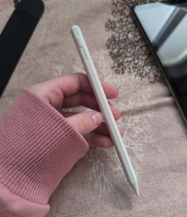 Lenovo Tab M10 Plus (128гб) + стилус