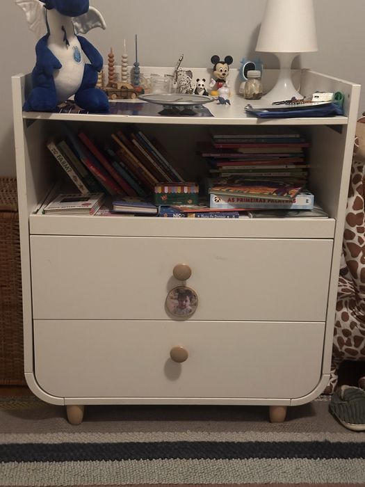Móvel aparador criança ikea