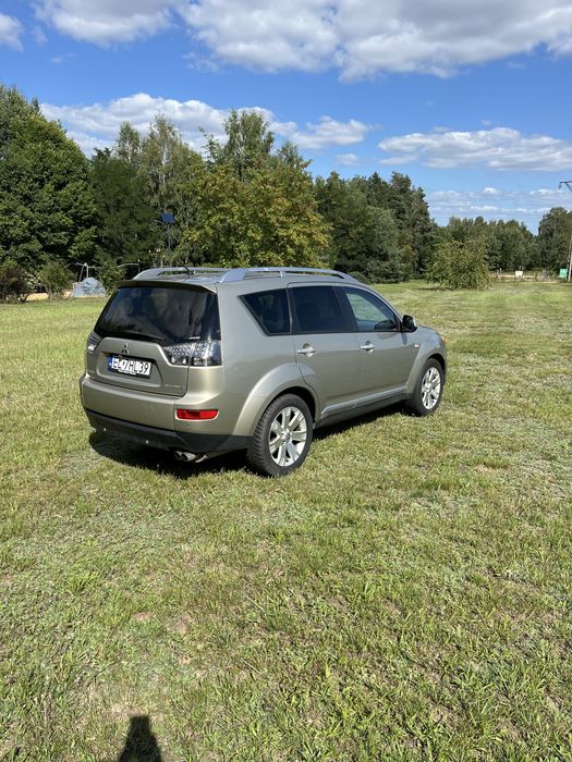 Mitsubischi outlander