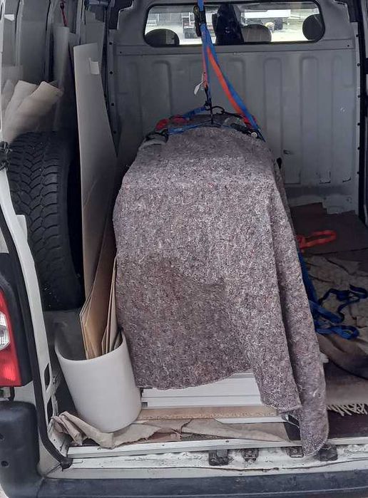 Przeprowadzki Bagażówka Usługi Transportowe Transport Mebli Rzeczy AGD