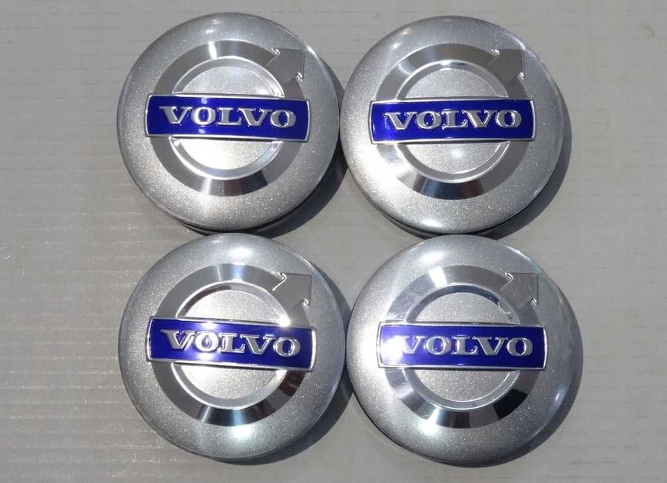 Nowy dekielek Volvo szary komplet