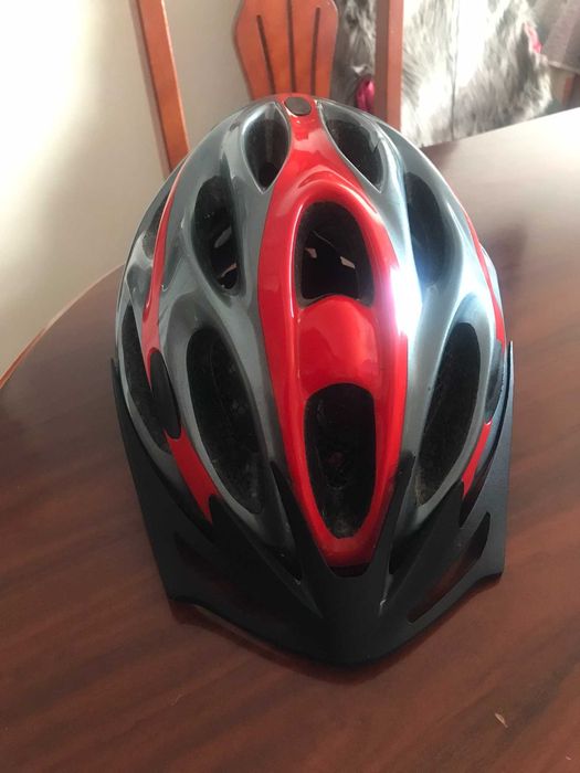 Capacete ABUS para ciclismo