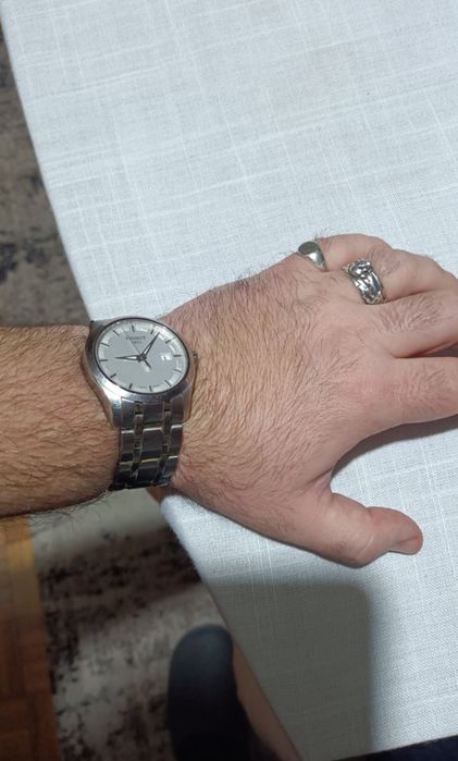 Relógio Tissot Couturier T035410A