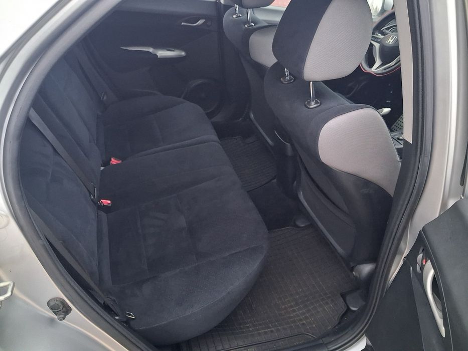 Honda Civic 1.8 benz. z klimą Alu kamera 1 właściciel