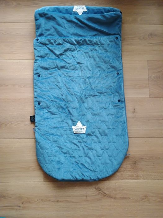 Śpiworek do spacerówki