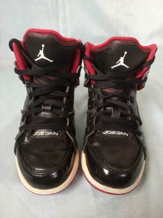 31р Jordan кросівки