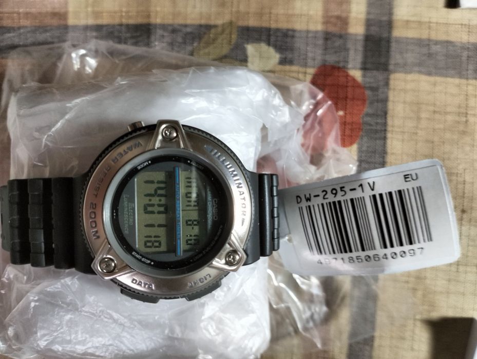 Casio dw 295 . Klasyk .