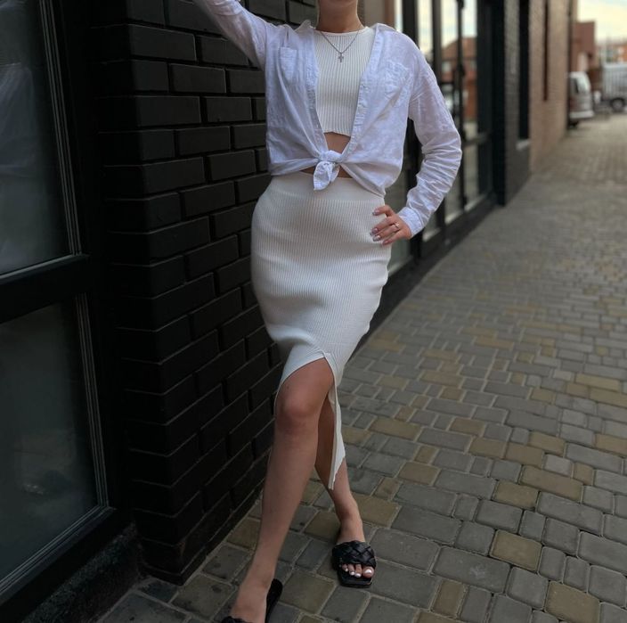 Костюм юбка и топ