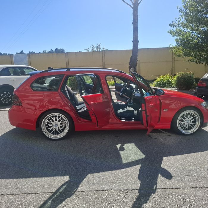 BMW Série 3 Touring – Vermelha | Caixa Automática