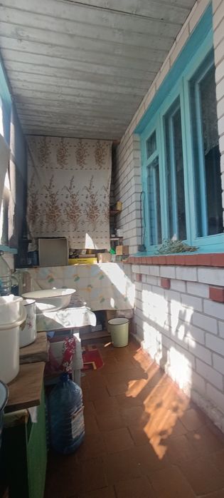 Продається будинок в  5 км від Житомира.