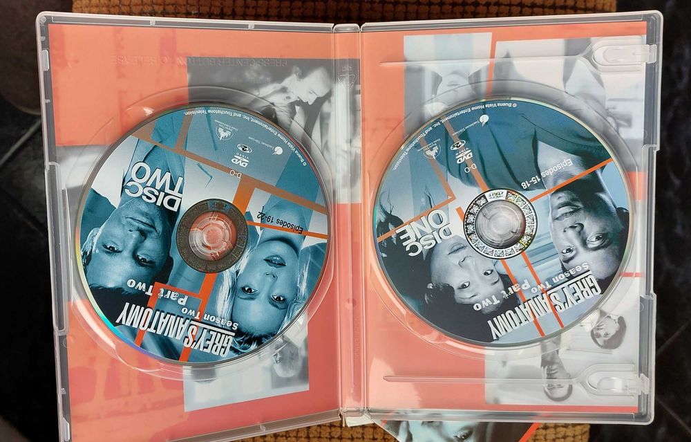 DVD - Séries Televisivas Como Novos