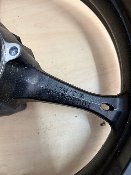 Jantes Suzuki GSXR 600 / 750 / 1000 K5 K6 K7 K8