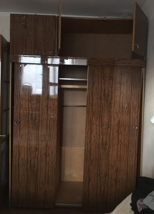 Продам шкаф, Ширина1,50глубина0,60 высота2,30