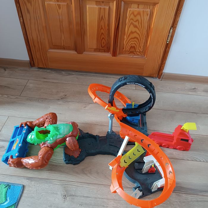 Hot Wheels City - Goryl toksyczny atak