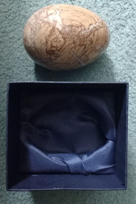 Ovo Decorativo em Pedra Natural Polida