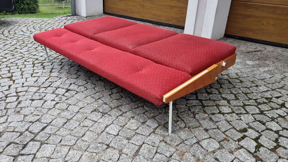Sofa Mid Century design Czechosłowacja lata 60 rozkładana