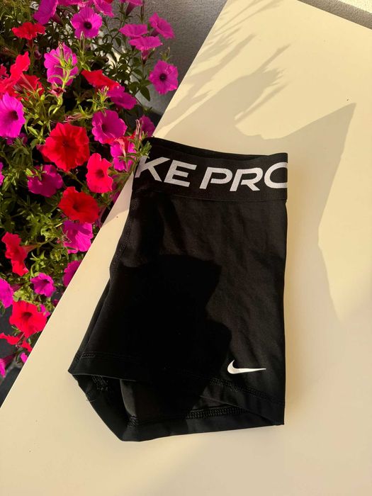 spodenki nike pro