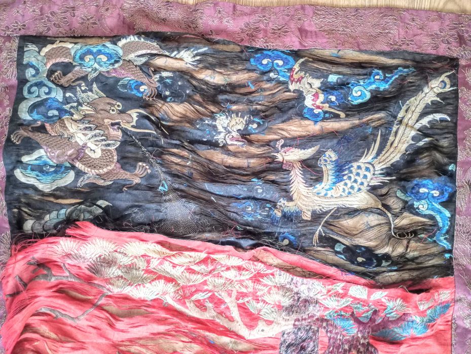 Chiński Haft Tkanina Jedwabna 19 wiek