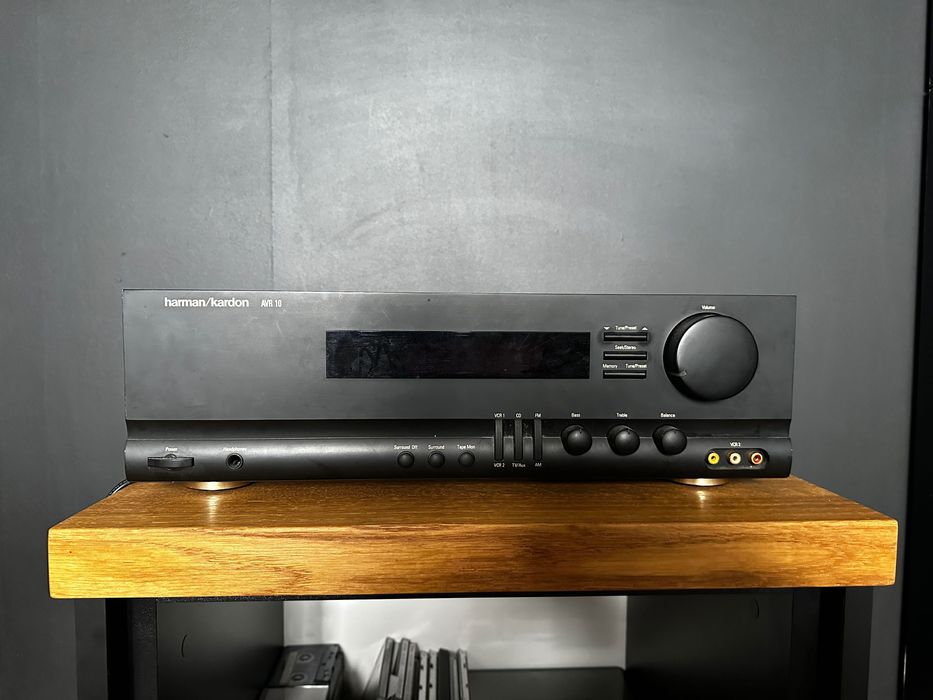 Amplituner Harman Kardon AVR 10