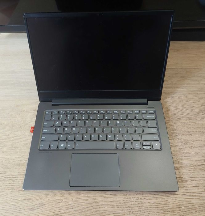 Laptop Lenovo IdeaPad 530S-14ARR 14" AMD Ryzen 7 2700U/8GB RAM/256GB