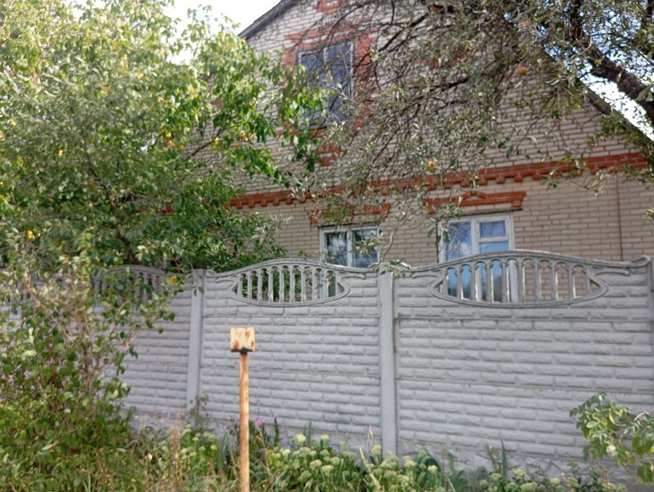 Продам добротный дом