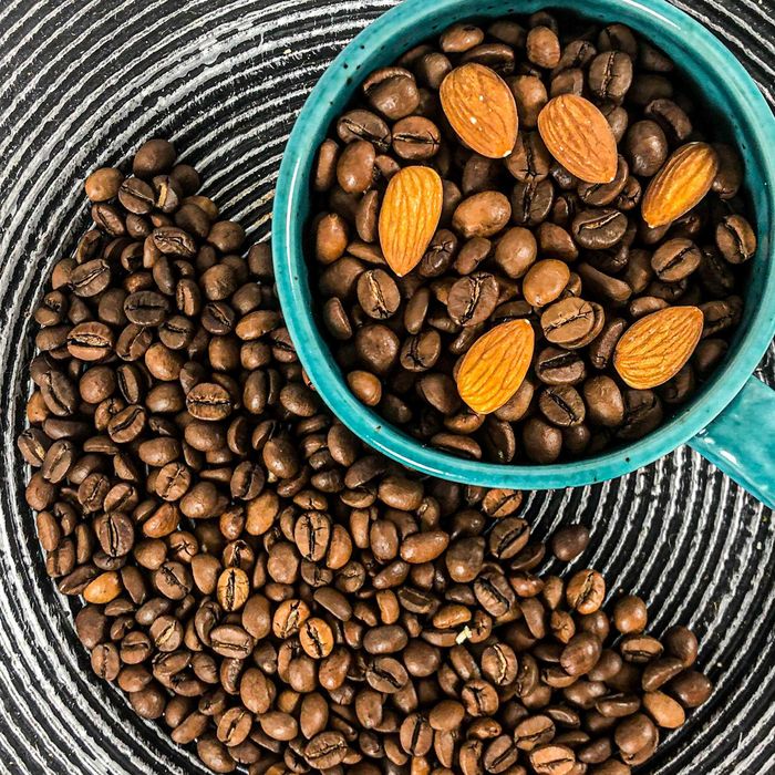 НАСТОЯЩИЙ свежеобжаренный кофе в зернах 100 % Арабика Бразилия Сантос