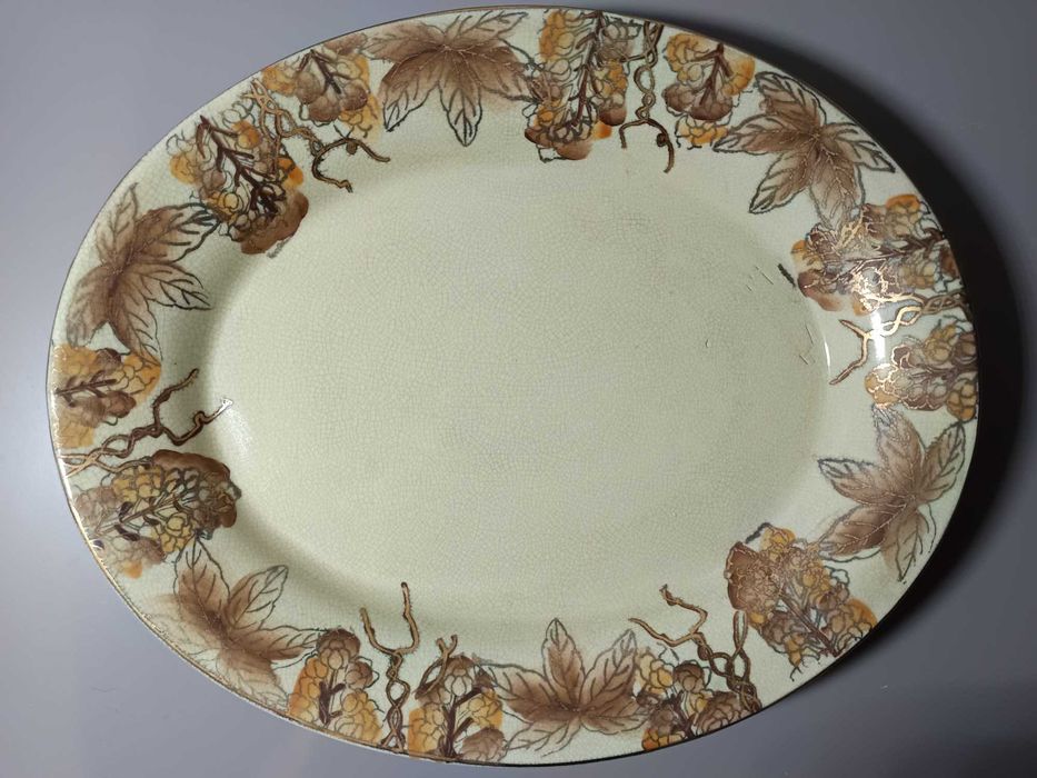 Terrina Royal Handpainted Satsuma – Pintura à Mão, Dourados em Relevo