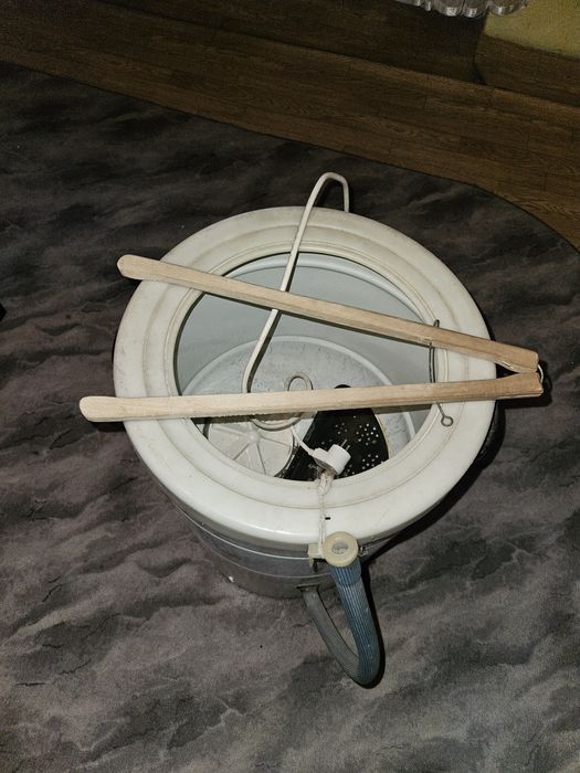 Pralka wirnikowa, Frania.