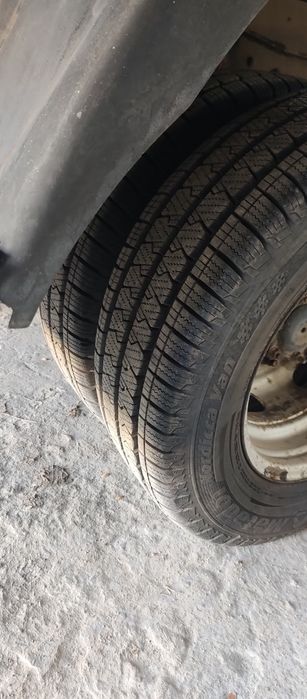 Мерседес Варіо 2,9